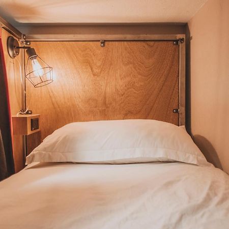 Ember Hostel Денвер Екстер'єр фото