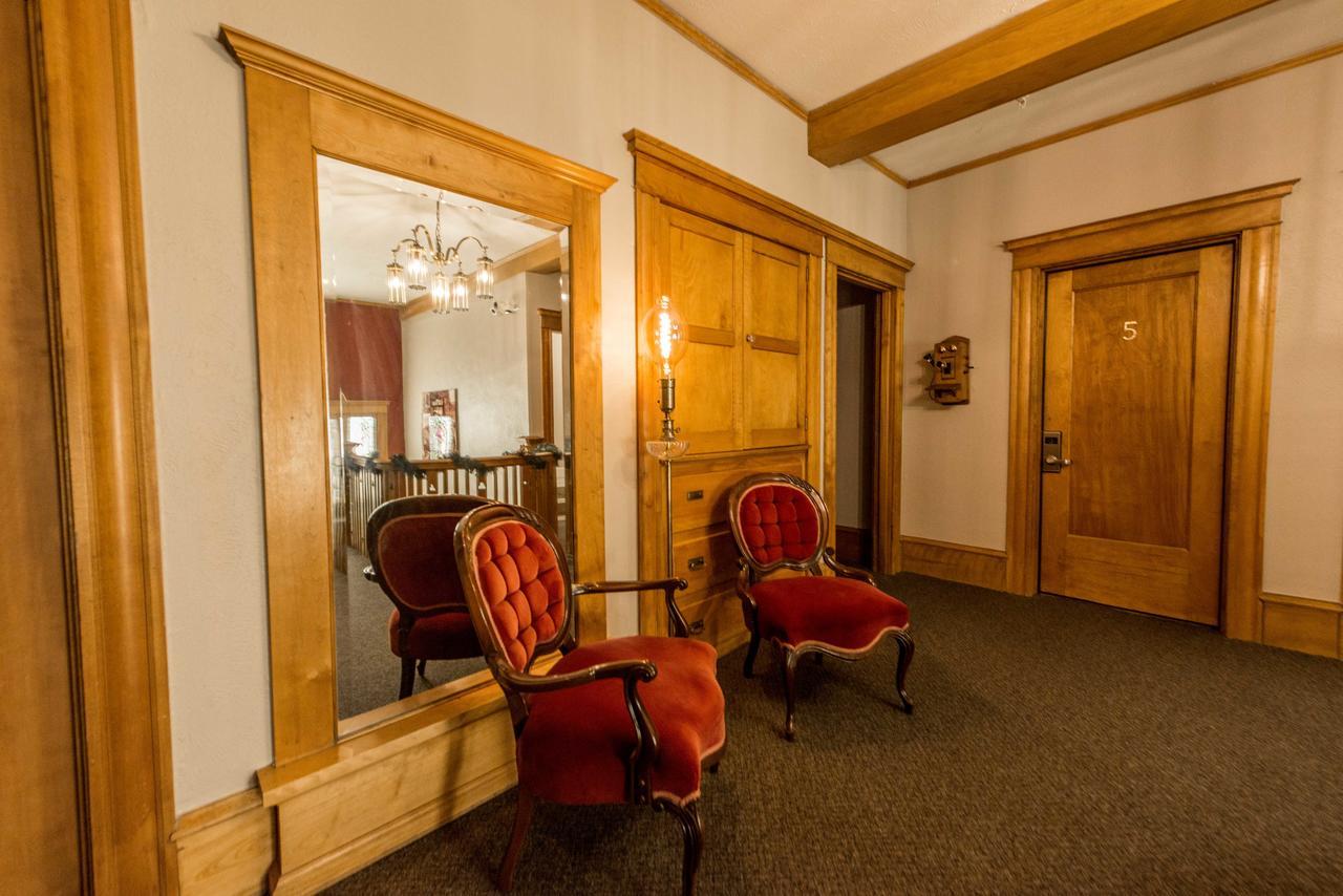 Ember Hostel Денвер Екстер'єр фото